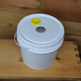 1 Gallon (4.55L) Feeder Pail