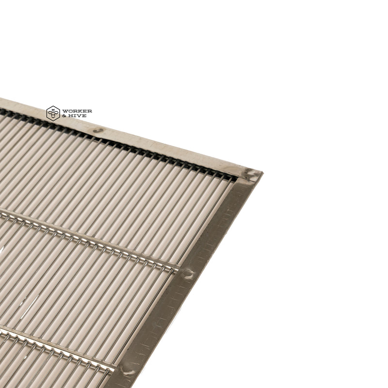 8 Frame Metal Bound Queen Excluder