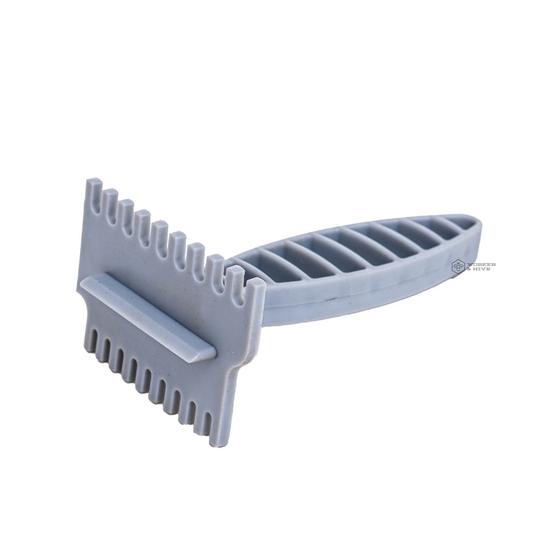 Queen Excluder Scraper - Plastic