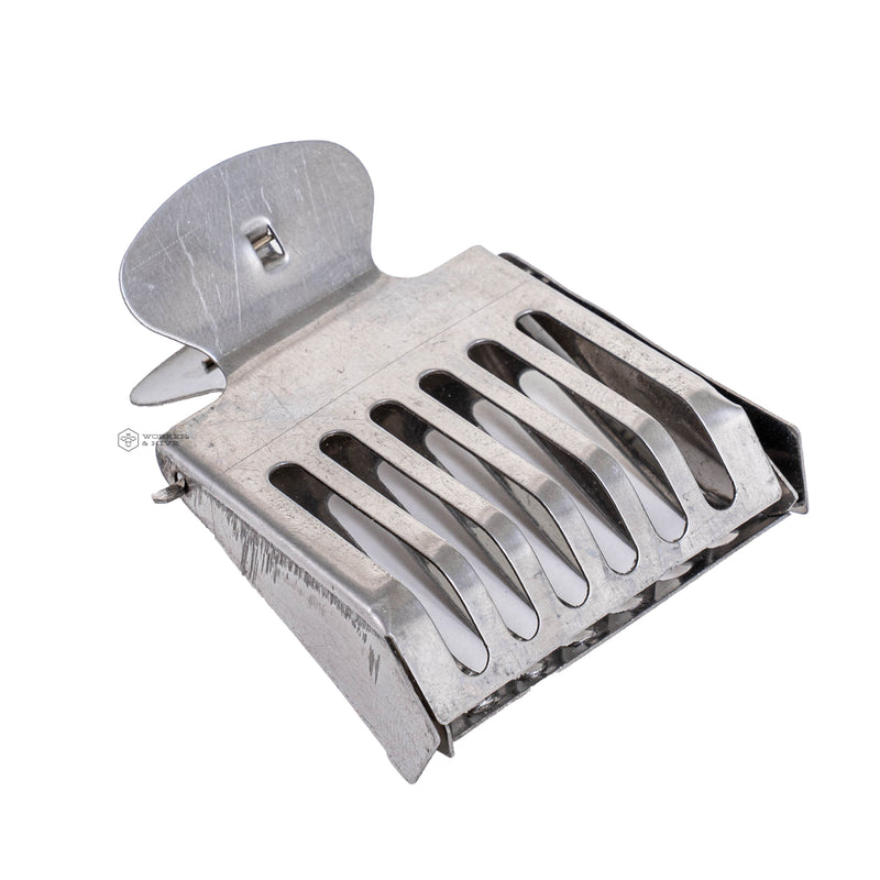 Queen Clip