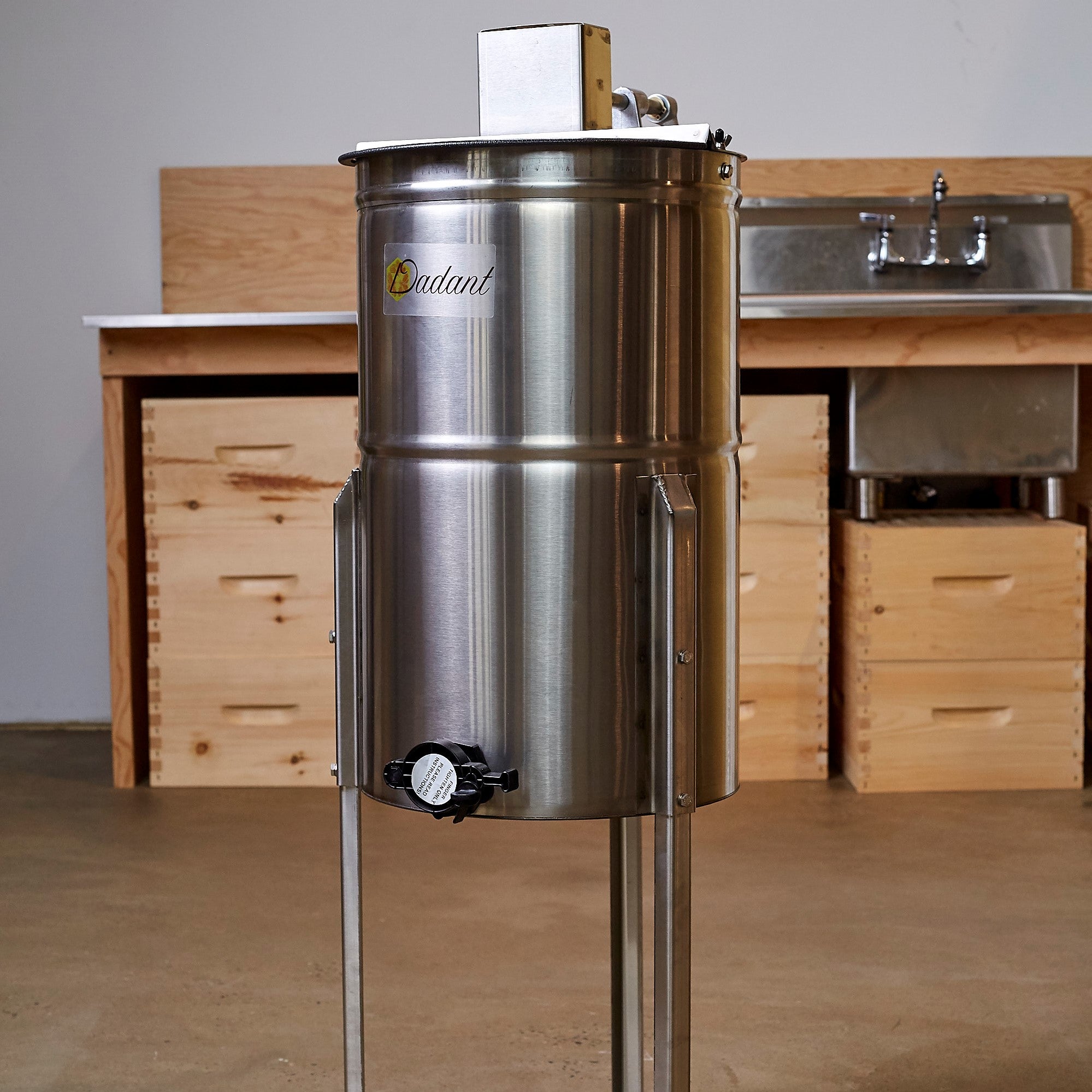 Junior Bench Hand Extractor (2 frame manual) — Worker and Hive Bee Supply