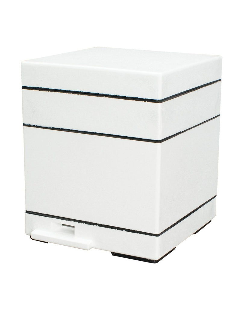 Mating Hive with Division Board and Feeder