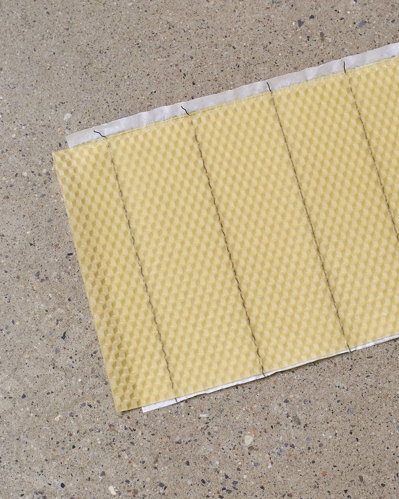 Wired Wax Foundation - Small Cell  (Medium, Long Hook)